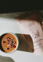 Lade das Bild in den Galerie-Viewer, Zeremonieller Kakao · Tuzantàn · Mexico · (Geschmacksprofil: Karamell, Pfeffer, Gewürze)