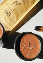 Lade das Bild in den Galerie-Viewer, Zeremonieller Kakao · Tlaloc · El Salvador · (Geschmacksprofil: Honig, Waldfrüchte, Zitrone)