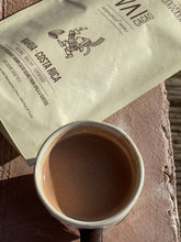 Lade das Bild in den Galerie-Viewer, Zeremonieller Kakao · Nahua · Costa Rica · (Geschmacks-Profil: Kaffee, Karamell, tropische Früchte)