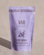 Lade das Bild in den Galerie-Viewer, Zeremonieller Kakao · Q'eqchi' · Guatemala · (Geschmacksprofil: Reife Kirsche, Kardamom, Vanille)