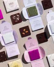 Load image into Gallery viewer, Craft Chocolate  · Tlaloc 80% · Sardinian Myrtle
