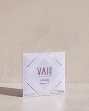 Load image into Gallery viewer, Craft Chocolate · LENCA 80% · Lavender Flowers
