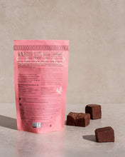 Load image into Gallery viewer, Ceremonial Cacao · Atehuàn · El Salvador · (Tasting notes: dates, toffee, toasted nuts)
